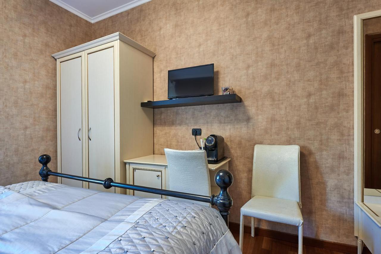 Le Suite Downtown Rome Exterior photo